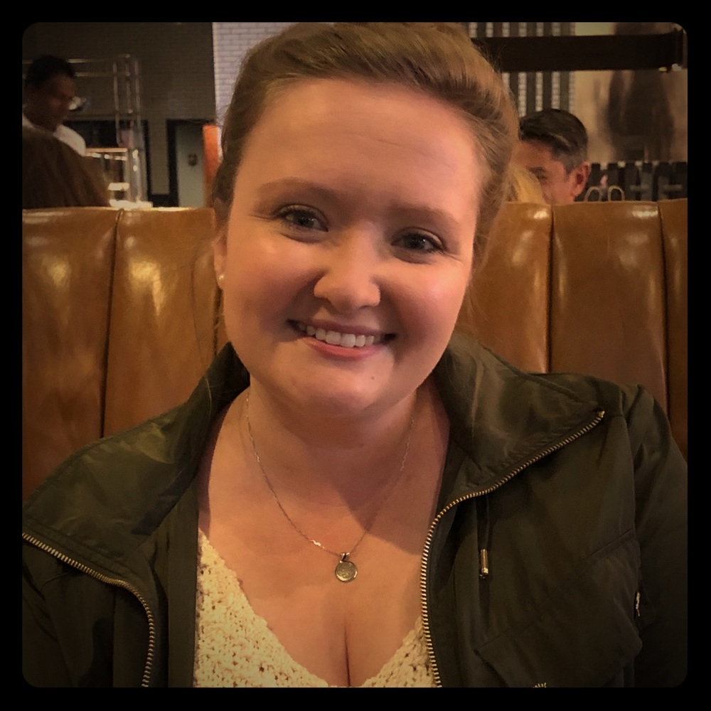 Meet your Posher, Laura